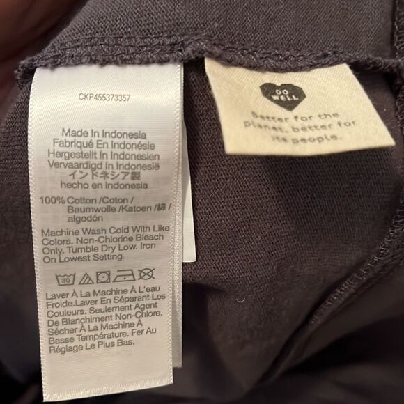 Madewell Gray Button Closure Cardigan Sweater Academia  Contemporary Work Office - Picture 9 of 9